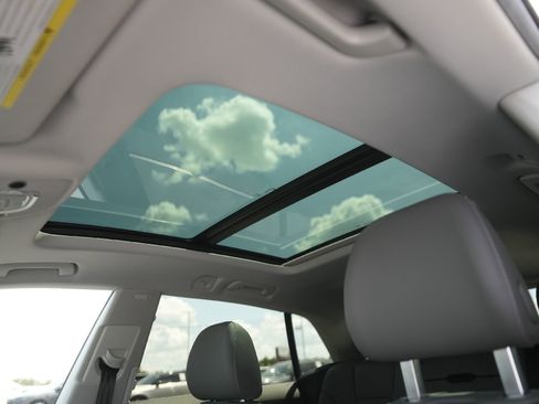 Certified 2025 Audi Q8 Premium Plus w/ Premium Plus Package image 11