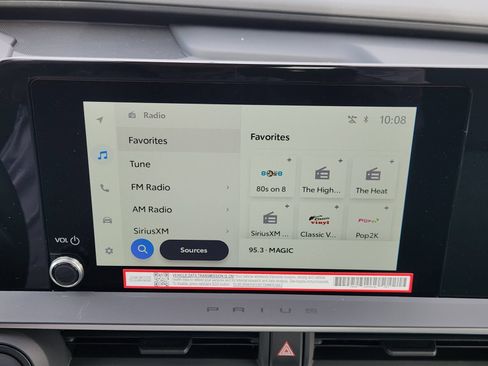 New 2027 Toyota Prius LE FWD image 18
