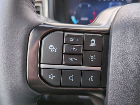 New 2026 Ford F250 Platinum w/ FX4 Off-Road Package AWD/4WD image 25