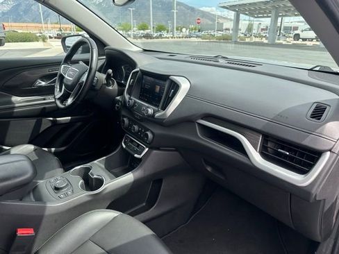 Certified 2024 GMC Terrain SLT image 19