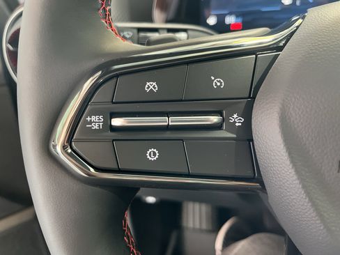 New 2026 Chevrolet Equinox RS w/ Convenience Package III FWD image 19