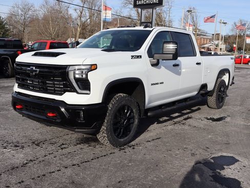 New 2026 Chevrolet Silverado 3500 LT w/ Trail Boss Package image 19