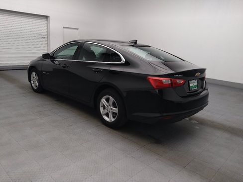 Used 2025 Chevrolet Malibu LT FWD image 3