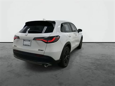 New 2026 Honda HR-V Sport image 3