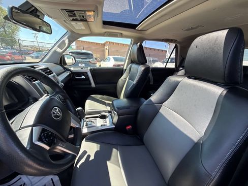 Used 2021 Toyota 4Runner SR5 Premium w/ Moonroof Package AWD/4WD image 18