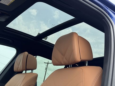 Used 2026 BMW X5 M60i image 49