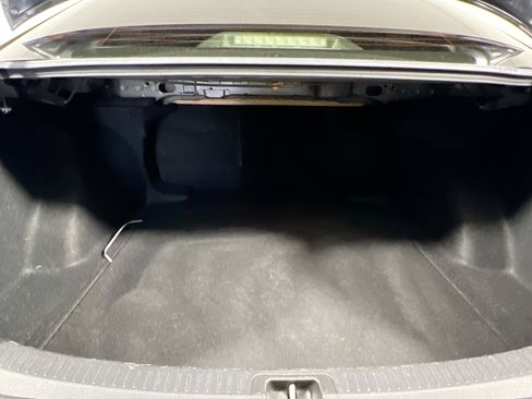 Used 2022 Toyota Corolla LE image 32