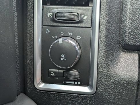 Used 2018 RAM 2500 Limited AWD/4WD image 11