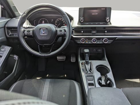 Used 2023 Honda Civic Sport image 14