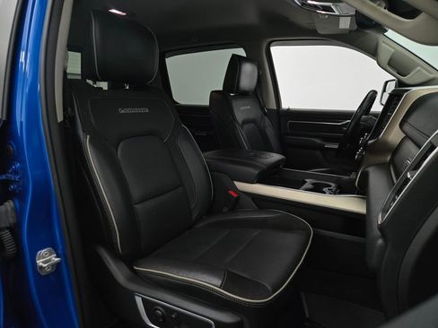 Used 2022 RAM 1500 Laramie image 32