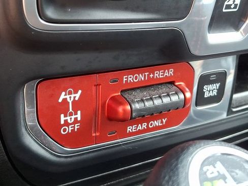 Used 2019 Jeep Wrangler Rubicon AWD/4WD image 24