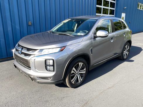 Used 2020 Mitsubishi Outlander Sport SE image 2