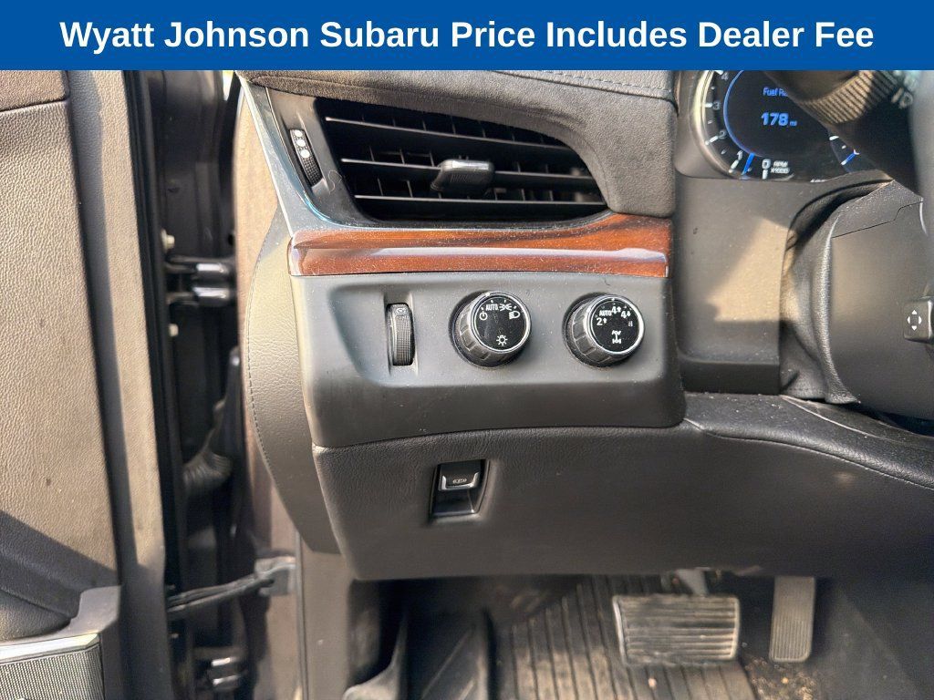 Used 2017 Cadillac Escalade ESV Premium Luxury AWD/4WD image 23