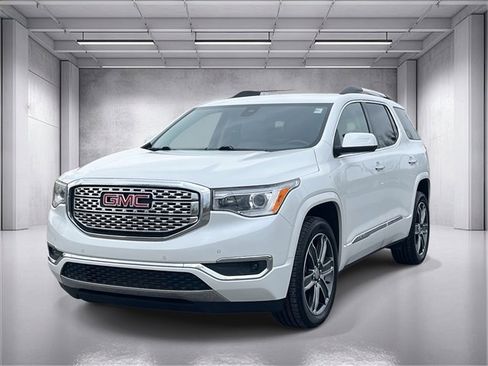Used 2019 GMC Acadia Denali image 7