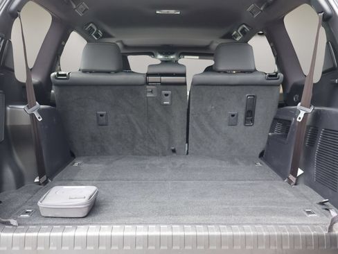 Used 2023 Lexus GX 460 Premium w/ Premium Plus Package AWD/4WD image 19