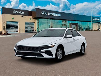 New 2026 Hyundai Elantra SE