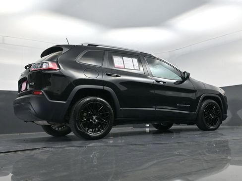 Used 2020 Jeep Cherokee Latitude image 17
