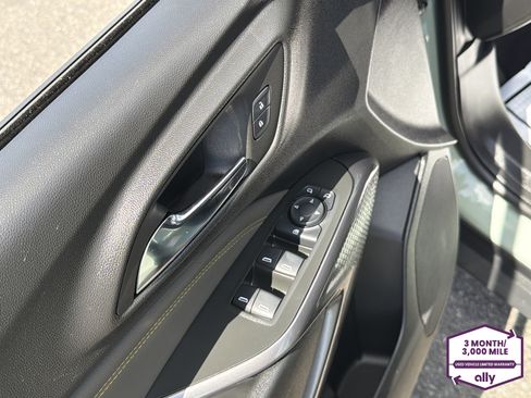 Used 2025 Chevrolet Trax ACTIV w/ Driver Confidence Package FWD image 14