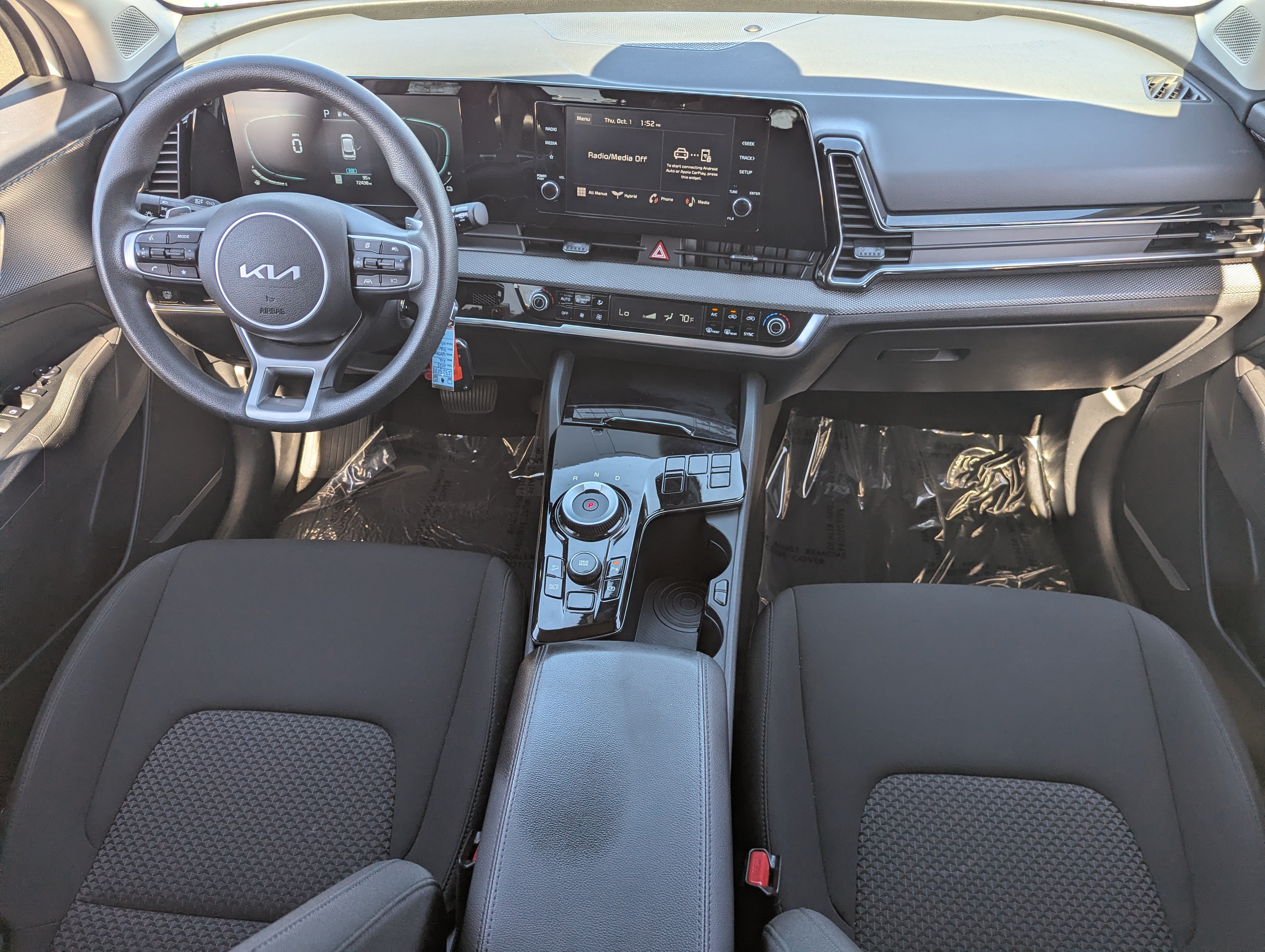 Used 2025 Kia Sportage LX FWD image 14
