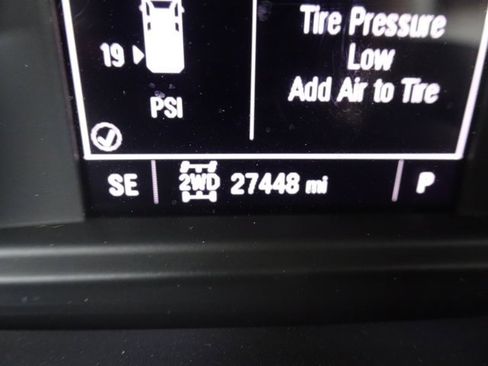 Certified 2022 Chevrolet Silverado 1500 Custom image 23