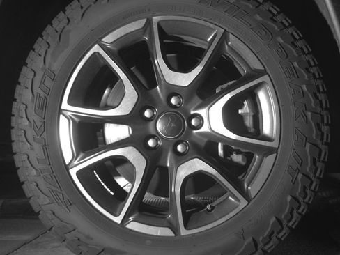 Used 2025 Jeep Compass Trailhawk w/ Trailer Tow Group AWD/4WD image 13