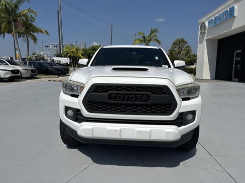 Used 2016 Toyota Tacoma TRD Sport w/ Towing Package RWD image 29