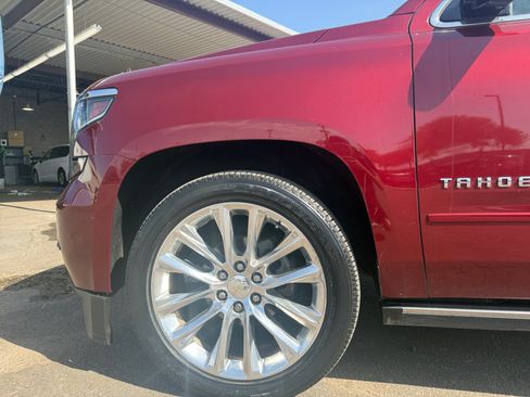 Used 2019 Chevrolet Tahoe Premier w/ Premier Plus Edition AWD/4WD image 10
