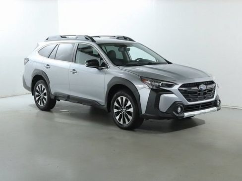Certified 2023 Subaru Outback Limited AWD/4WD image 9