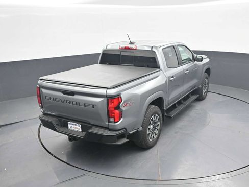 Used 2026 Chevrolet Colorado Z71 w/ Technology Package AWD/4WD image 35