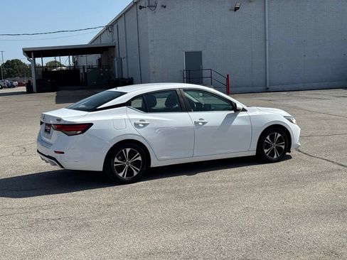 Used 2022 Nissan Sentra SV FWD image 3