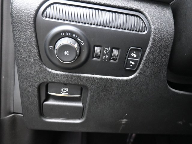Used 2024 Jeep Wagoneer Series II AWD/4WD image 21