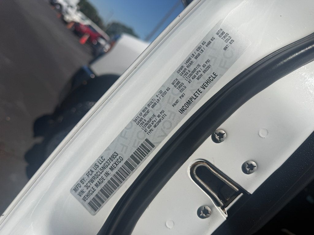 Used 2022 RAM 3500 Tradesman w/ Chrome Appearance Group RWD image 30