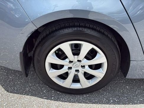 Certified 2025 Toyota Corolla LE image 12
