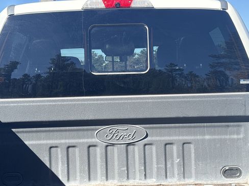 Used 2020 Ford F250 Lariat image 11