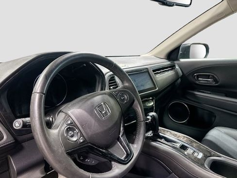 Used 2018 Honda HR-V EX-L image 11