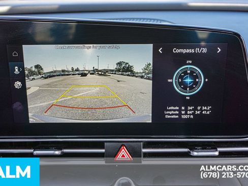 Used 2024 Hyundai Elantra SEL FWD image 35