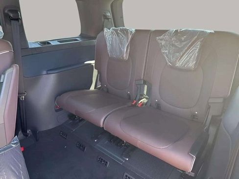 New 2025 Volkswagen ID. Buzz Pro S Plus image 8