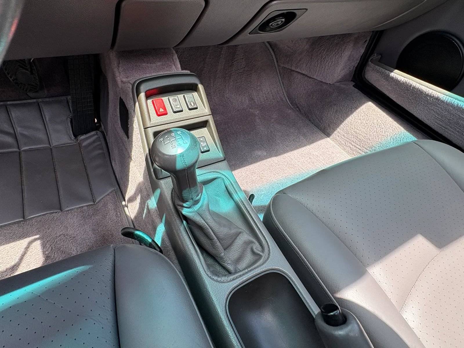 Used 1995 Porsche 911 Carrera image 40