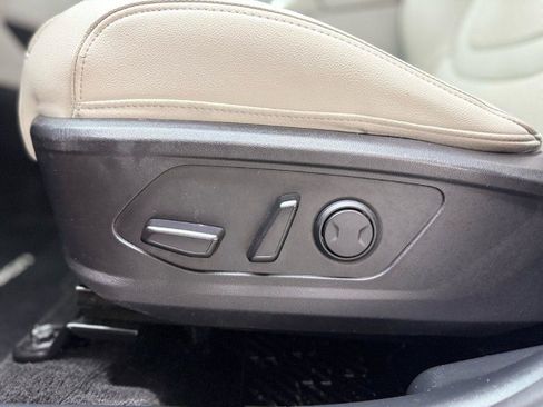 Used 2022 Hyundai Tucson SEL w/ Convenience + Premium Package image 10