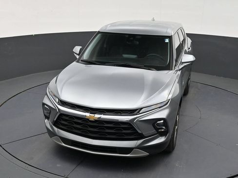 Used 2024 Chevrolet Blazer LT FWD image 18