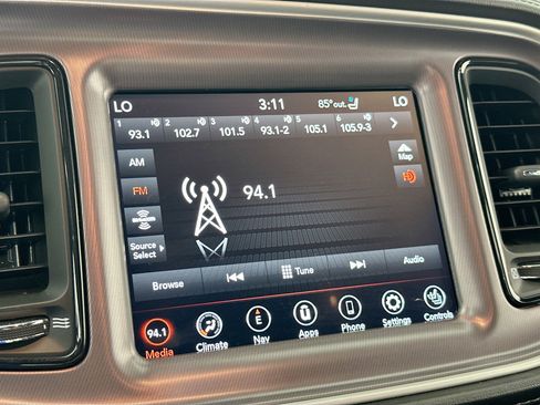 Used 2022 Dodge Challenger GT w/ Plus Package image 15