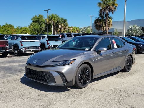 New 2026 Toyota Camry SE w/ Multimedia Upgrade Package FWD image 31