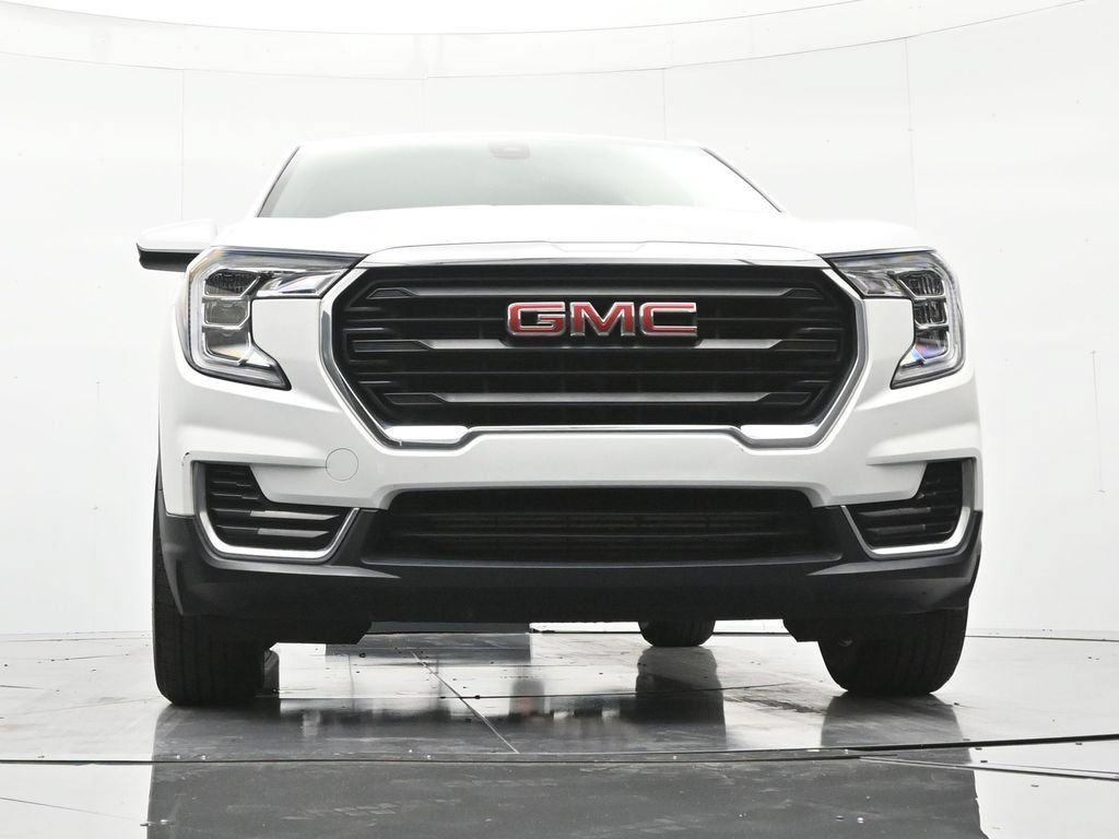 Used 2024 GMC Terrain SLE FWD image 37