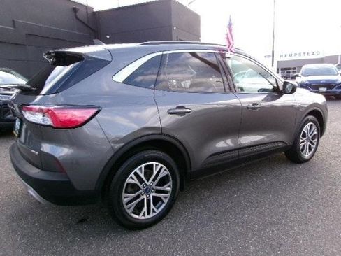 Certified 2022 Ford Escape SEL image 5