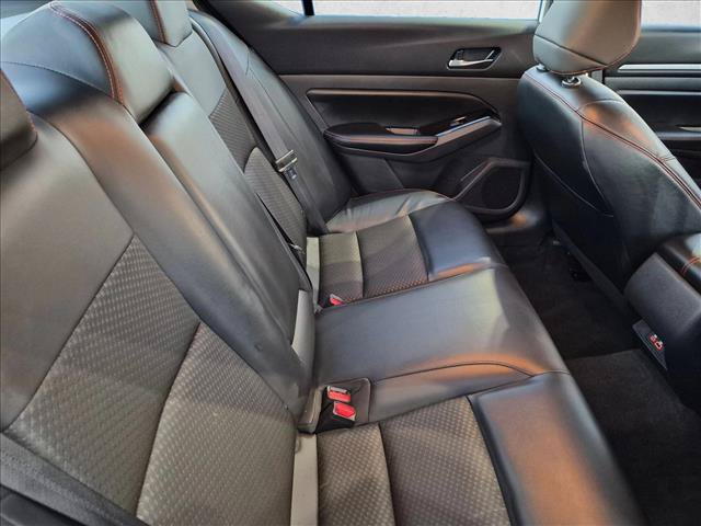 Used 2024 Nissan Altima 2.5 SR FWD image 23