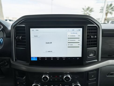 Used 2025 Ford F150 XLT w/ Equipment Group 301A Standard image 50