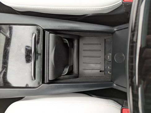 Used 2020 Tesla Model X Long Range AWD/4WD image 26