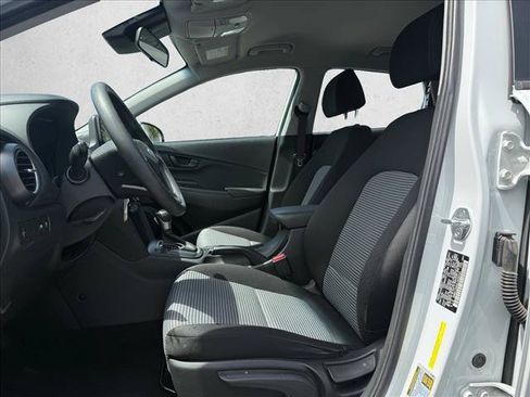 Used 2020 Hyundai Kona SE FWD image 10