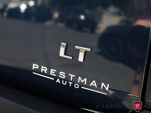 Used 2022 Chevrolet Traverse LT FWD image 7