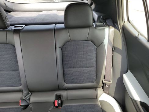 Used 2025 Buick Envista Preferred w/ Convenience I Package FWD image 13